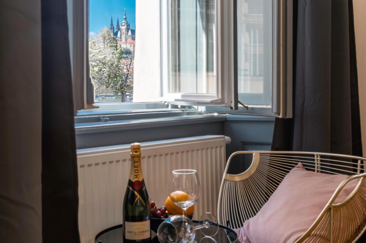 Emperor Castle View Suite Praag Buitenkant foto